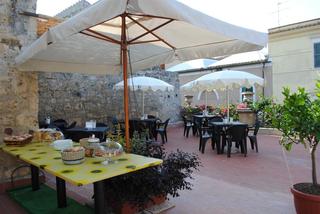 Le Camere del Re - Guest House