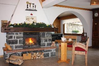 L'Hermine Blanche, French Alps