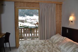 L'Hermine Blanche, French Alps