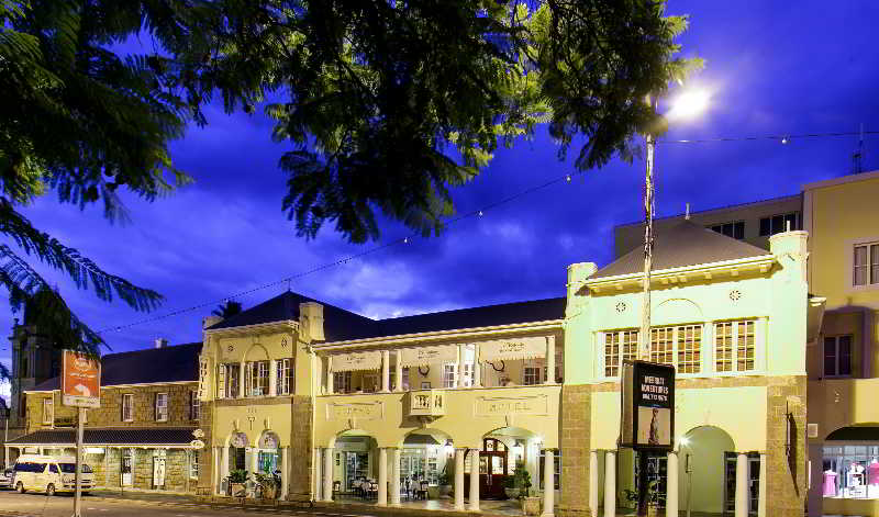 Queens Hotel