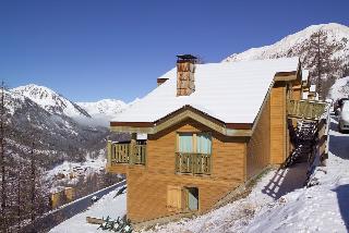 Madame Vacances Les Chalets d'Isola, French Alps