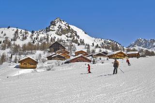 Madame Vacances Les Chalets d'Isola, French Alps