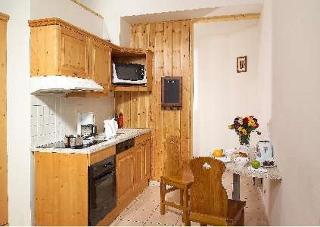 Madame Vacances Les Chalets d'Isola, French Alps
