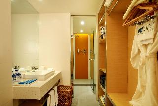 Room Room