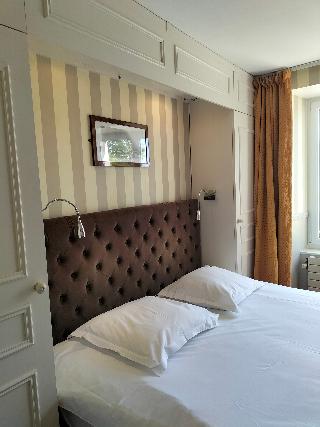Room Room