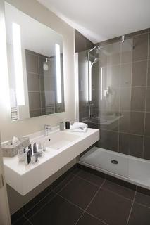 Room thumbnail 7