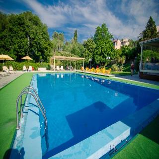 Margarita Apartments