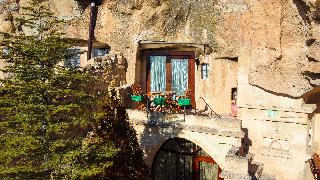 4ODA Cave House Boutique