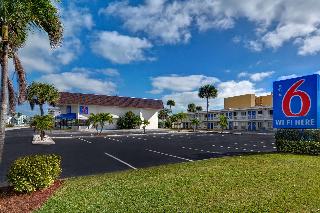 Motel 6 Cocoa Beach