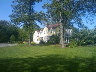 

HideAway Country Inn