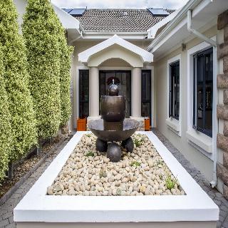 Knysna Stays - Guest House