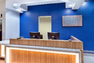 Microtel Inn & Suites By Wyndham Columbus North