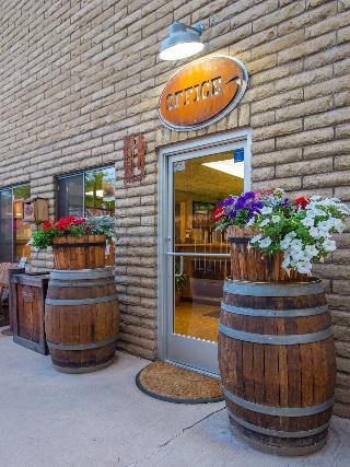 Rustic Inn