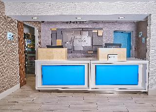 Holiday Inn Express Charleston-Civic Center By IHG