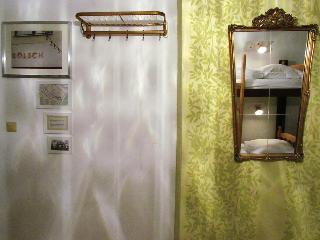 Weltempfänger Hostel, Cologne / Bonn