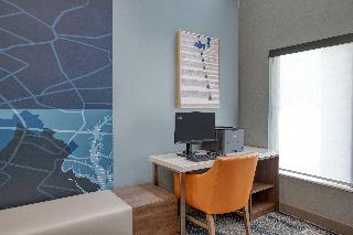 Holiday Inn Express & Suites Wadsworth