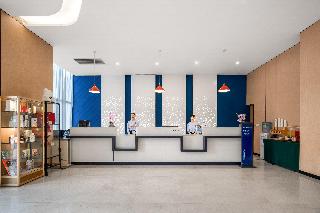 Holiday Inn Express Chongqing Guanyinqiao