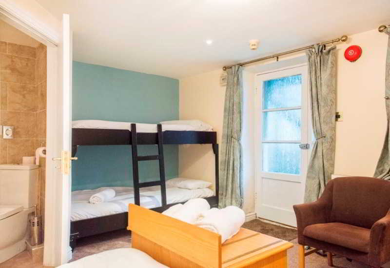 Wellington Hotel, Cornwall