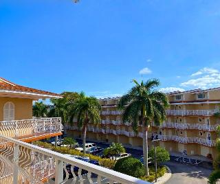 Beso Del Sol Resort