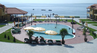 Pool thumbnail 3