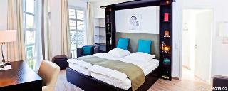 Romantikhotel Neuhaus, Dusseldorf