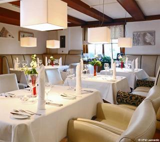 Romantikhotel Neuhaus, Dusseldorf