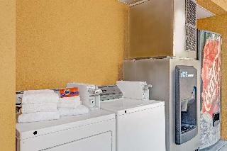 Days Inn by Wyndham Daytona Beach Downtown