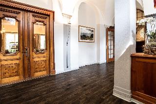 Kurhaus Alpina