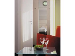 Ferrotel Duisburg, Duisburg