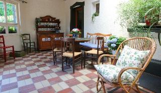 Landhaus Michels, Dusseldorf