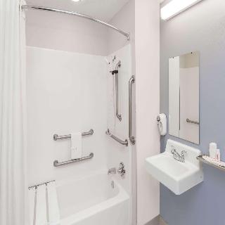 Microtel Inn & Suites By Wyndham Elkhart