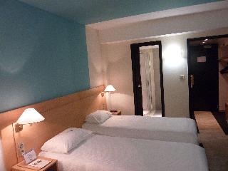 Room Room