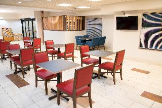Holiday Inn Express & Suites Elkhart-South