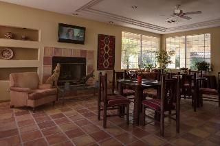 Calipatria Inn & Suites