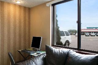 Super 8 by Wyndham Eau Claire WI