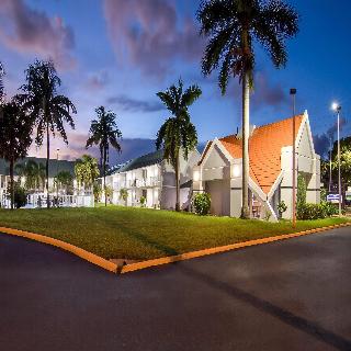 Howard Johnson by Wyndham Vero Beach / Downtown