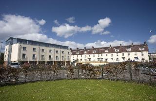 Belmore Court & Motel