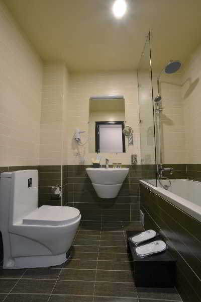 Room thumbnail 15