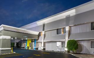 Days Inn By Wyndham Pleasant Prairie