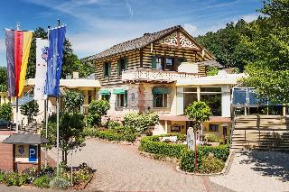 Villa Marburg im Park