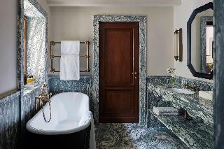 Room Room