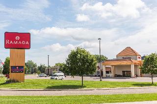 RAMADA HOTEL AND SUITES SIOUX FALLS AIRPORT