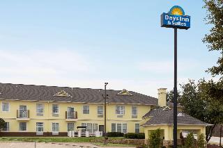 Days Inn & Suites Ft. Worth DFW Airport South