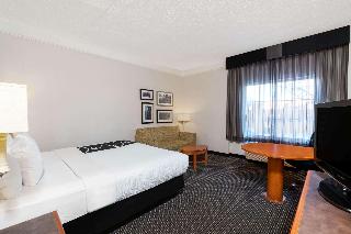 1 King Bed Deluxe Suite Non-Smoking