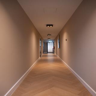 Hotel 83