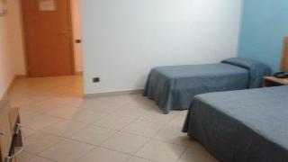 Manhattan Village Hotel, Abruzzo
