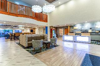 Holiday Inn Express Suites Cedar Falls Waterloo
