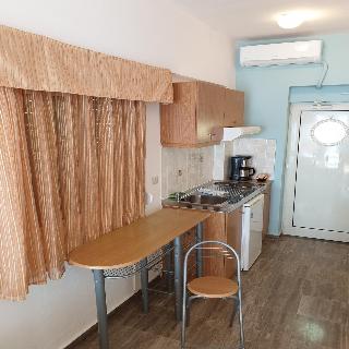 Thalassa House Apartments