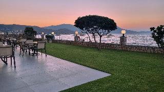 Sunny Bay