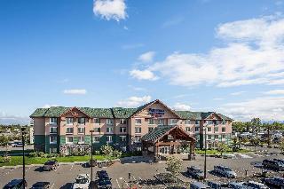 Fairfield Inn & Suites